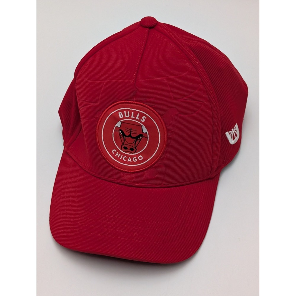 Chicago Bulls NBA Ultra Game Red Baseball Cap One Size Fits Most